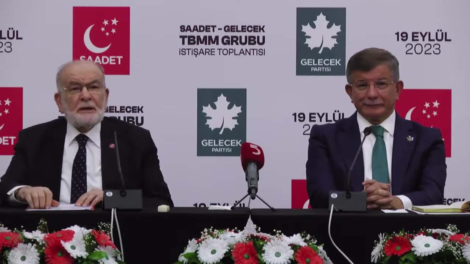 Karamollaoglu û Davutuglu